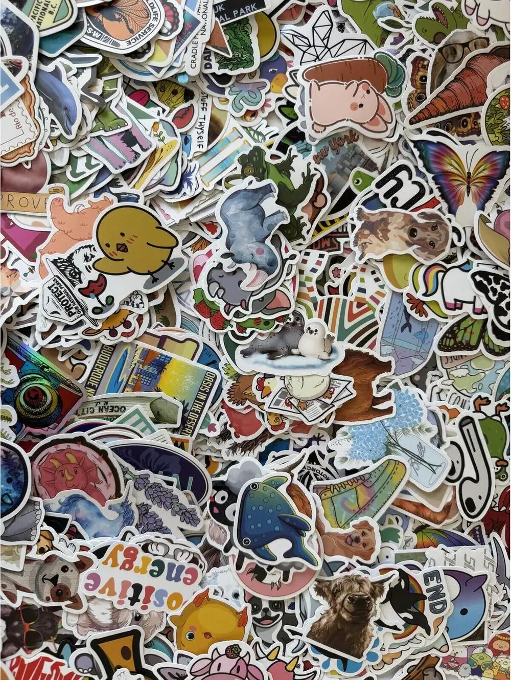 100 pcs Assorted Random Vinyl Sticker Pack Decals